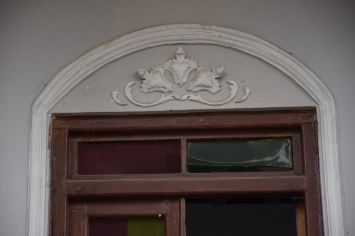 عکس خانه موتمن الاطبا