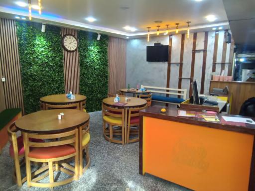 عکس رستوران و لقمه کباب منو داداشم