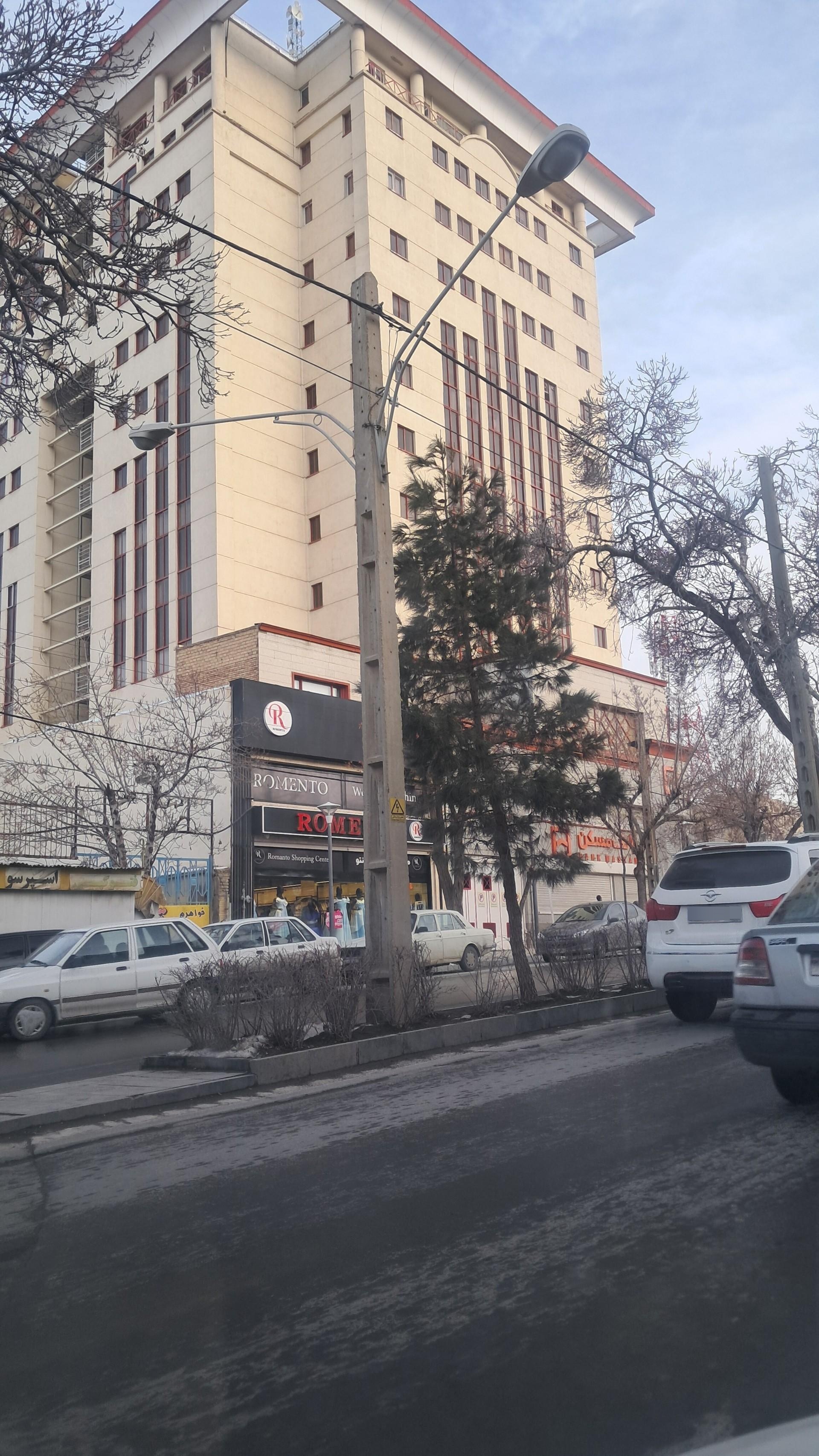 عکس بانک مسکن شعبه میرزاده عشقی