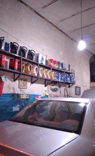 عکس تعویض روغن مطمئن