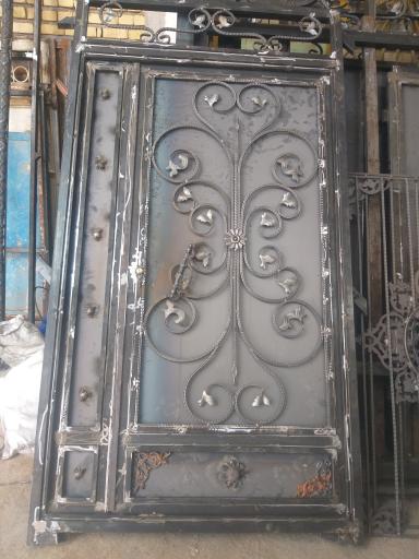 عکس جوشکاری و درب و پنجره سازی علی سلطانی 