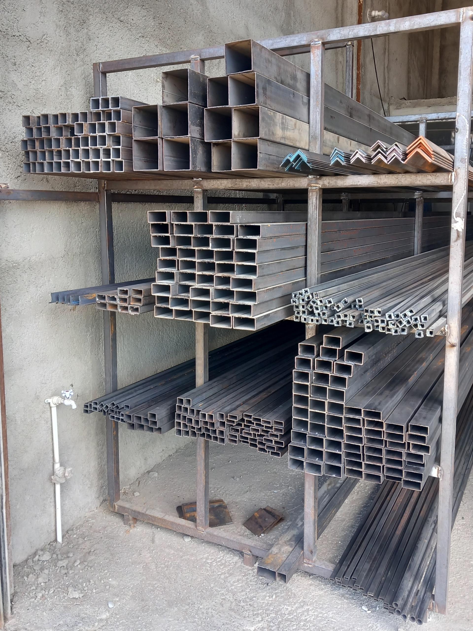 عکس آهن آلات اکبری