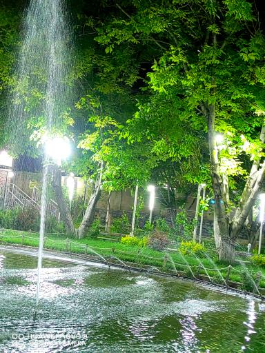 عکس سفره خانه سنتی باغ طوبی