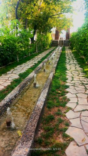 عکس سفره خانه سنتی باغ طوبی