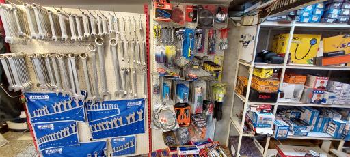 عکس فروشگاه ابزار صنعتی ۱۳۳