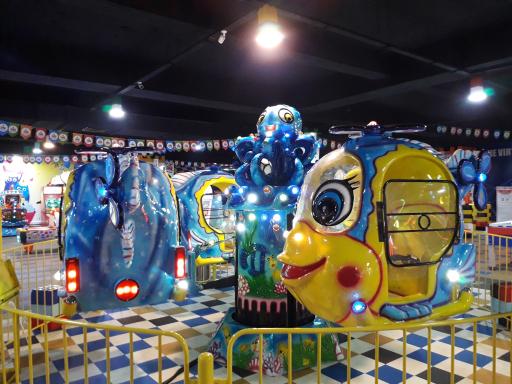 عکس شهربازی قلعه شادی (شعبه تورک مال)