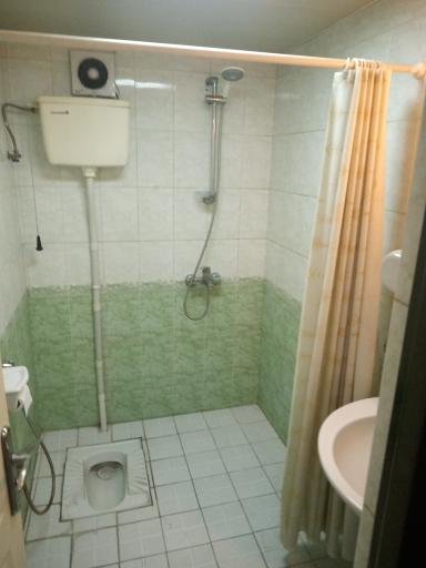 عکس هتل پردیس