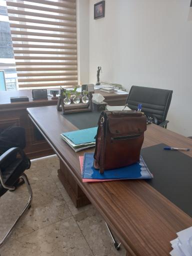 عکس دفتر اسناد رسمی ۱۱۰۰ تهران