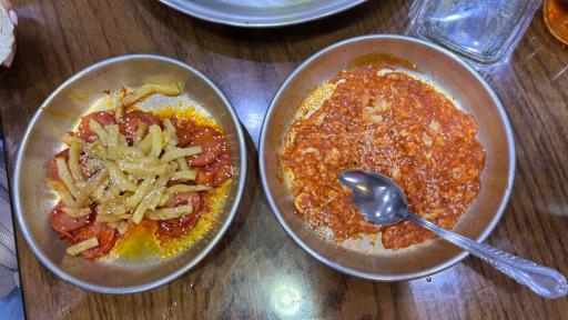 عکس کافه رستوران عمو هوشنگ