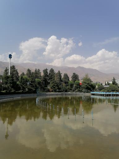 عکس استخر و آبنمای نمایشگاه بین‌المللی تهران