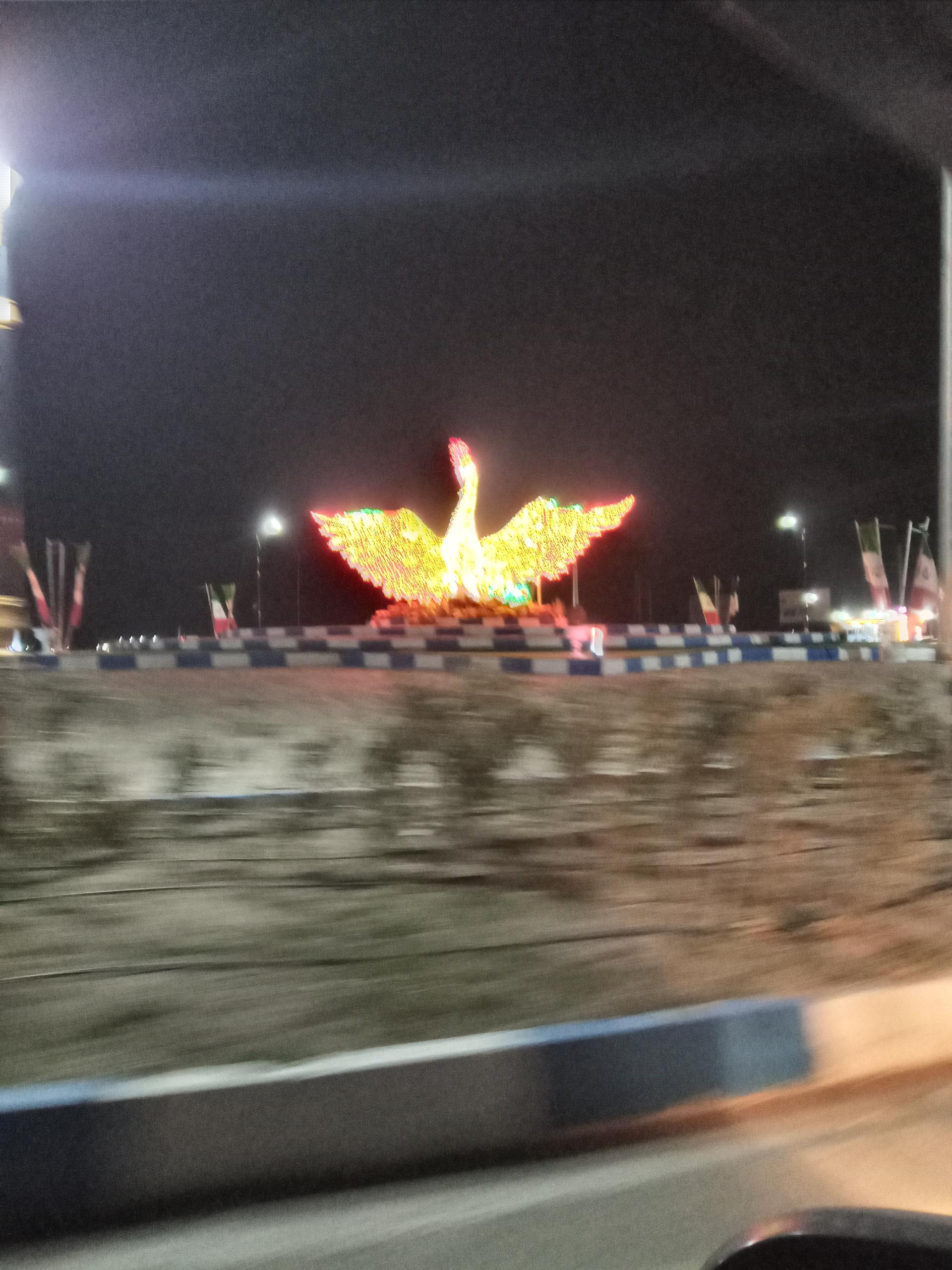 عکس میدان سیمرغ