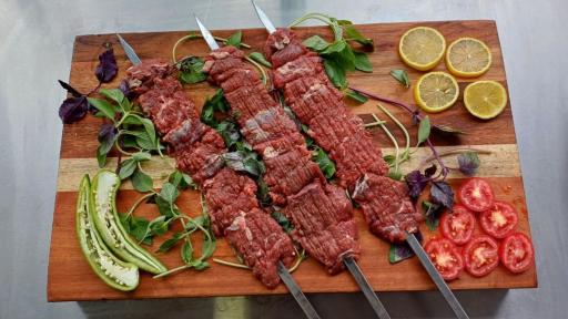 عکس کبابی دایی رضا و پسران