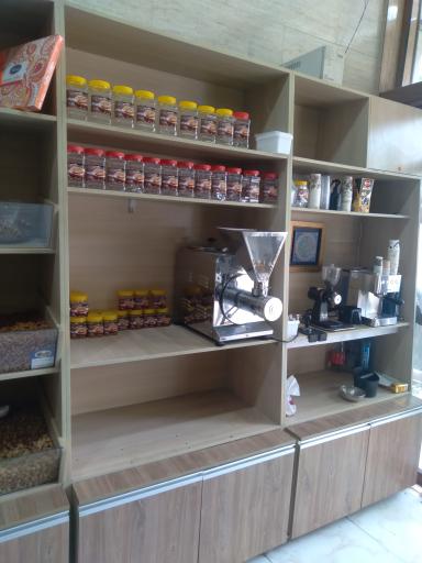 آجیل و خشکبار ممقانی 