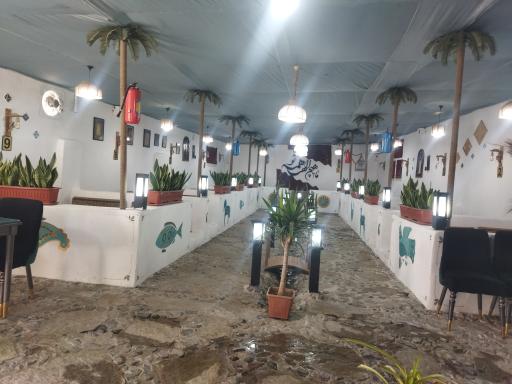 عکس کبابی دایی رضا و پسران