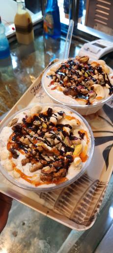 عکس کافه تریا باران