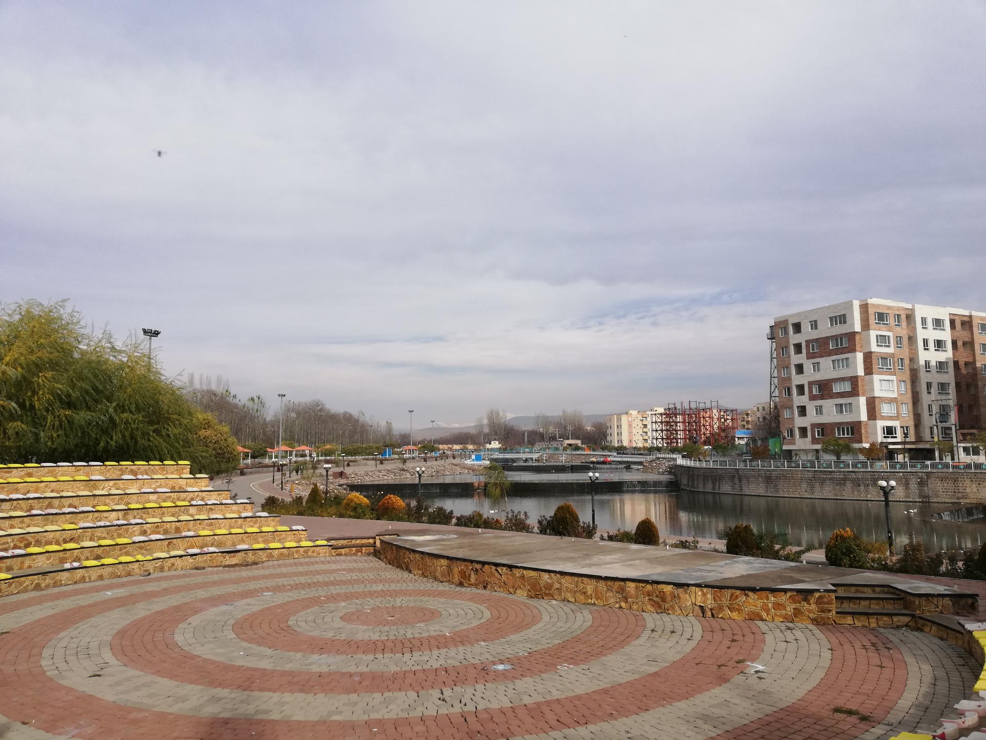 عکس پارک ساحلی یادگاران