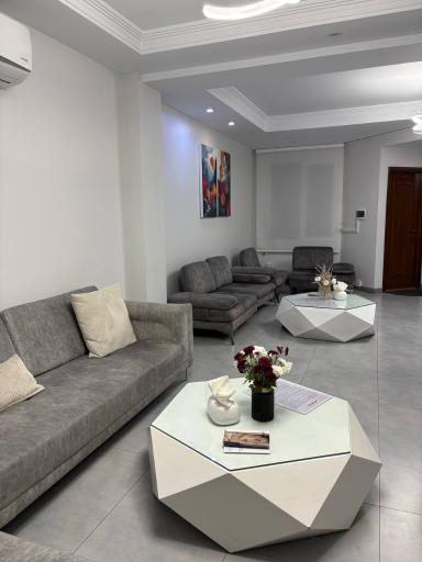 عکس کلینیک زیبایی دکتر آهنج