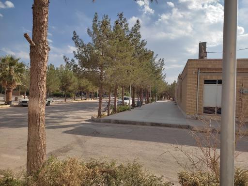 عکس دانشکده فنی و حرفه ای پسران اردکان