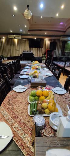 عکس سفره خانه سنتی امپراتور