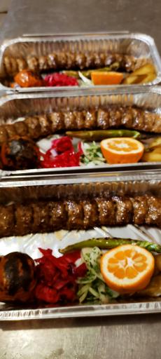 عکس سفره خانه سنتی امپراتور