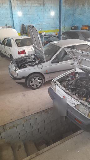 کلینیک تخصصی خودرو زارعیان 