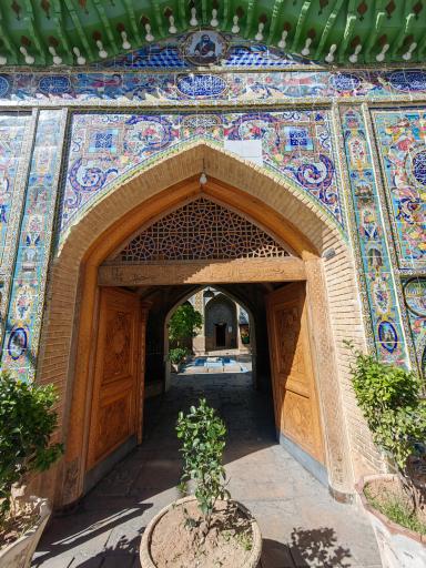 عکس بقعه سید تاج الدین غریب