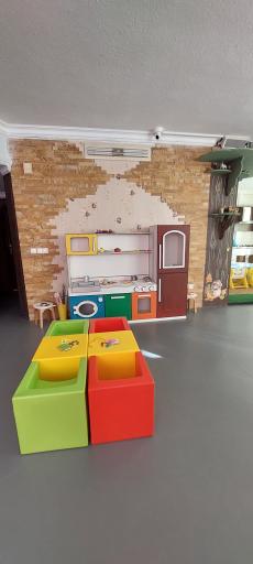 عکس خانه ‌کودک بال پرواز