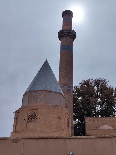 عکس بقعه شیخ عبدالصمد نطنزی