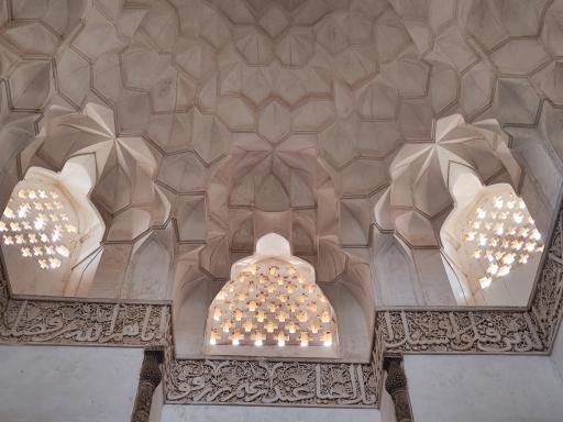 عکس بقعه شیخ عبدالصمد نطنزی