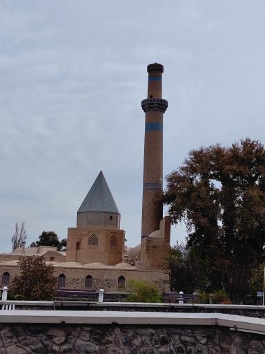 عکس بقعه شیخ عبدالصمد نطنزی