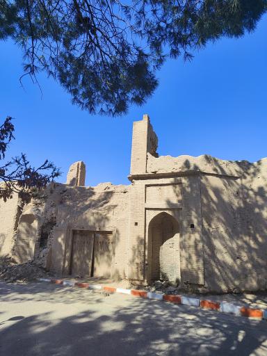 عکس قلعه خان طاهری