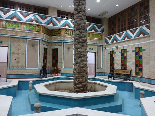 عکس مجتمع خدمات رفاهی باغ ایرانی
