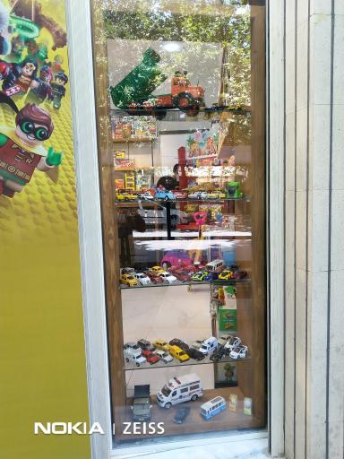 عکس فروشگاه اسباب بازی بیبی باس