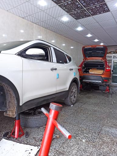 عکس کارگاه جلوبندی و جعبه فرمان ایمان