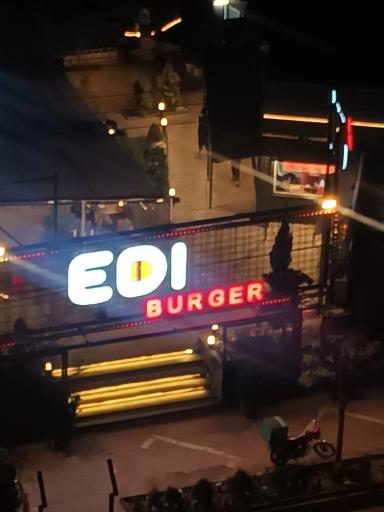 عکس ادی برگر