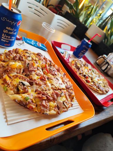 عکس فست فود خانم جویا