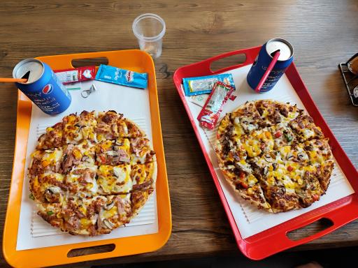 عکس فست فود خانم جویا