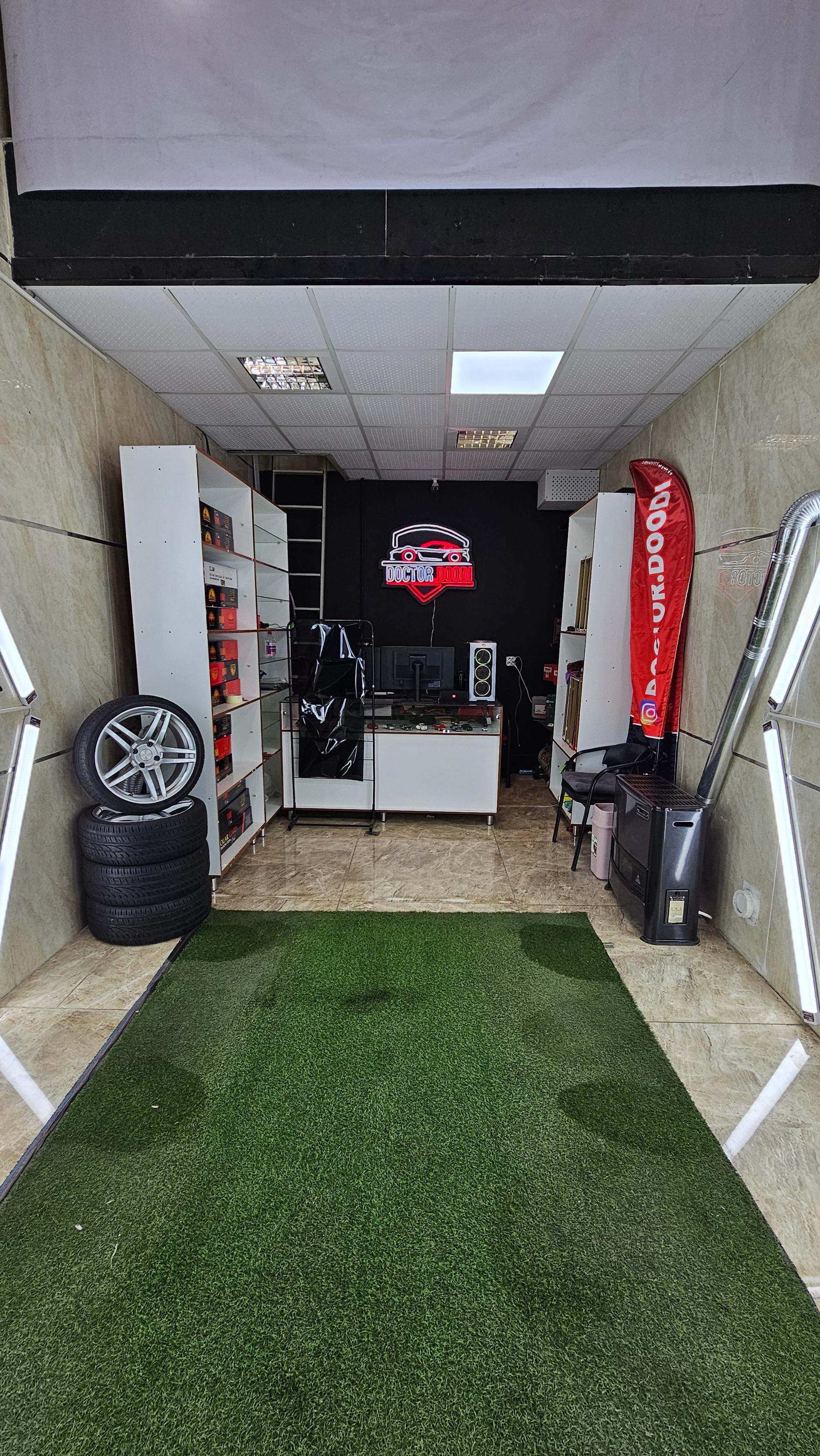 عکس شیشه دودی دکتر دودی