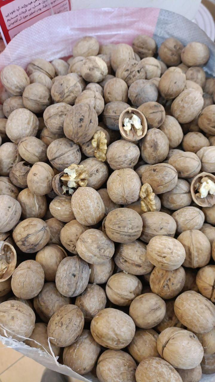 عکس پخش عمده آجیل و خشکبار برادران عسکرپور