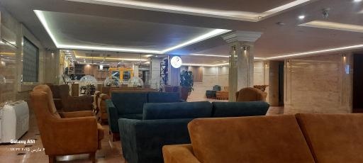 عکس هتل طلاییه