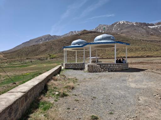 عکس دشت لاله واژگون خوانسار(گلستانکوه)