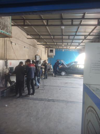 عکس برق اتومبیل حسین