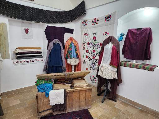 عکس خانه پردلی (موزه لباس و منسوجات بیرجند)