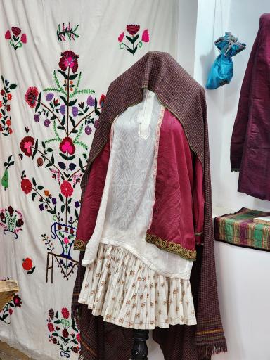 عکس خانه پردلی (موزه لباس و منسوجات بیرجند)