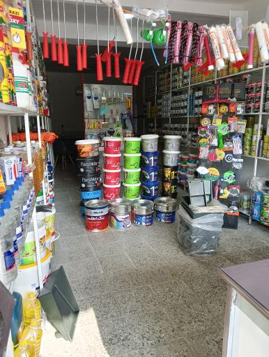 عکس فروشگاه رنگ و ابزار دیانی 