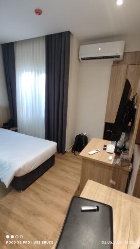 عکس هتل پرستیژ