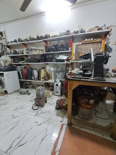 خدمات فنی الکترونیکی آذین فر