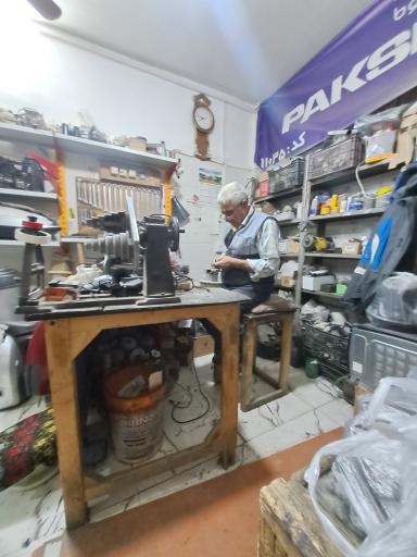 خدمات فنی الکترونیکی آذین فر