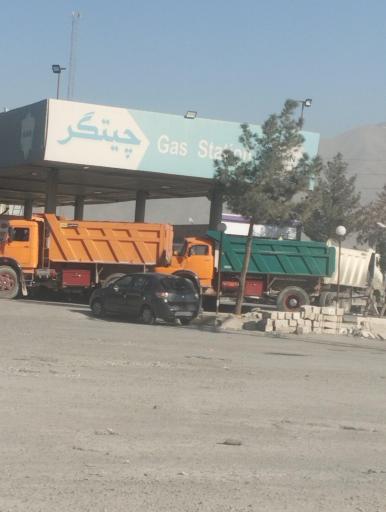 عکس پمپ بنزین