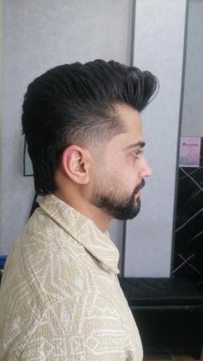 عکس آرایشگاه مردانه حسینی خاص 